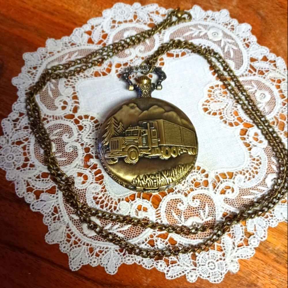 Quartz Bronze/Gold Truck Driver Chain Pocket Watch